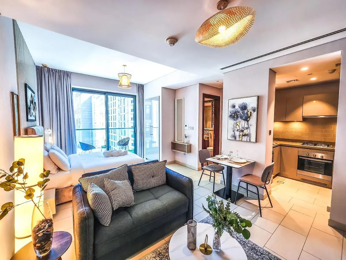 Stay By Latinem Luxury Studio Holiday Home G6-6711 Near Burj Khalifa Dubai